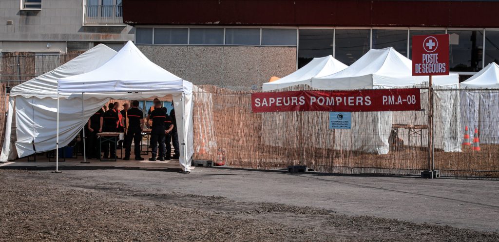 Poste médical avancé des sapeurs pompiers au Cabaret Vert.