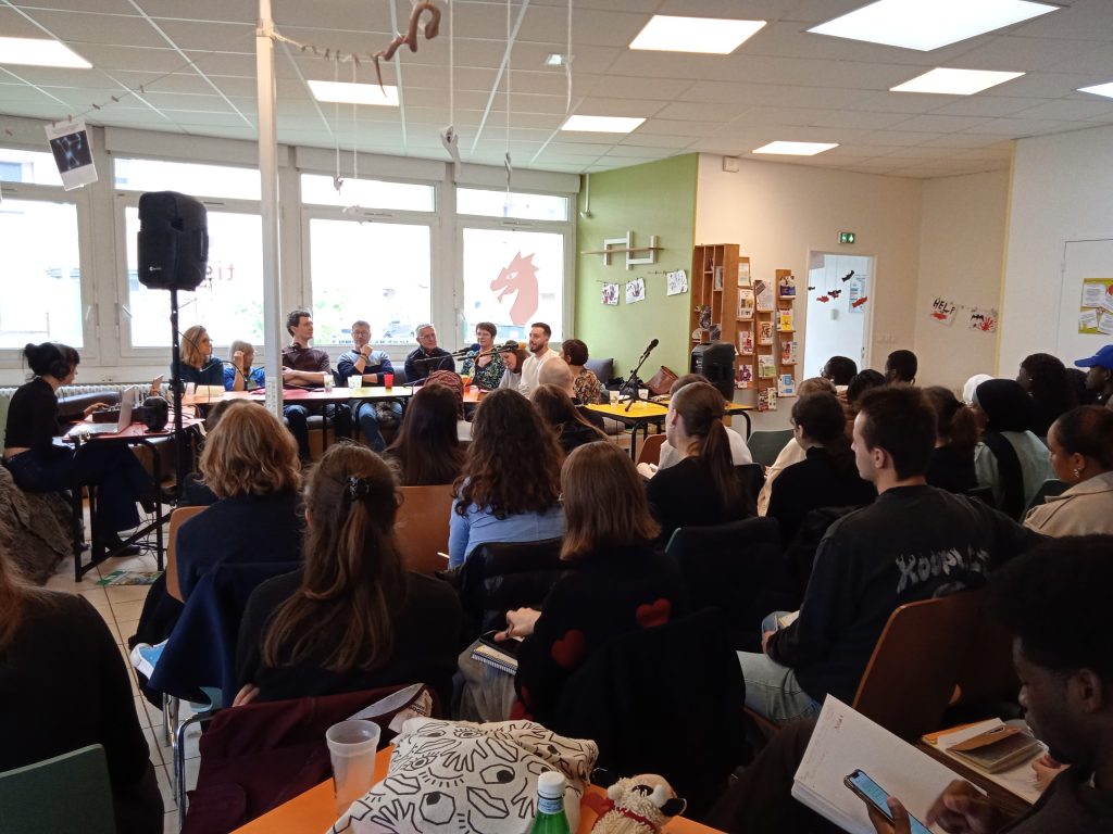 Table Ronde sur les Mouvements Sociaux et Associatifs du 27 octobre 2023